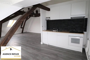 appartement à la location -   80600  DOULLENS, surface 60 m2 location appartement - APR749087